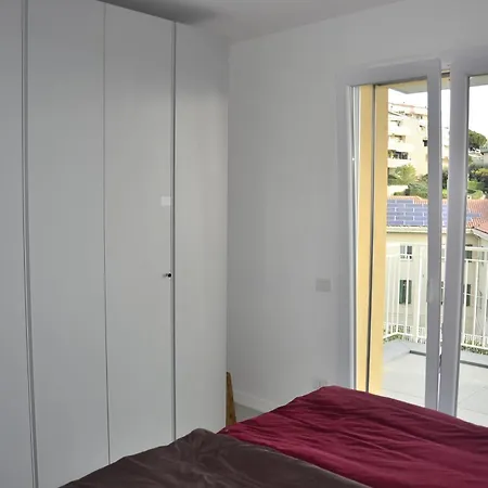 Rosetta Apartment *